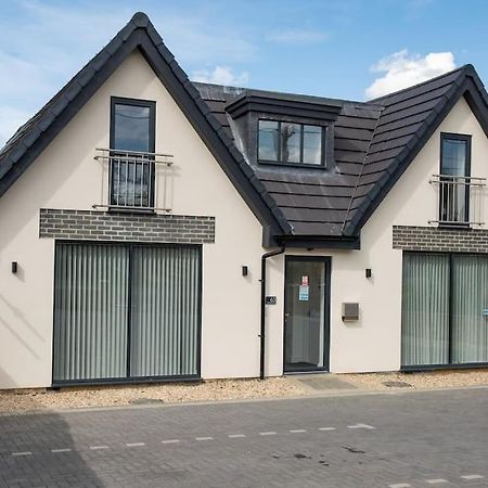 Rosey Lodge -1Bedroom Cousy Flat - Parking, Netflix, Wifi - Close To Blenheim Palace & Oxford - F5 Kidlington Exterior foto