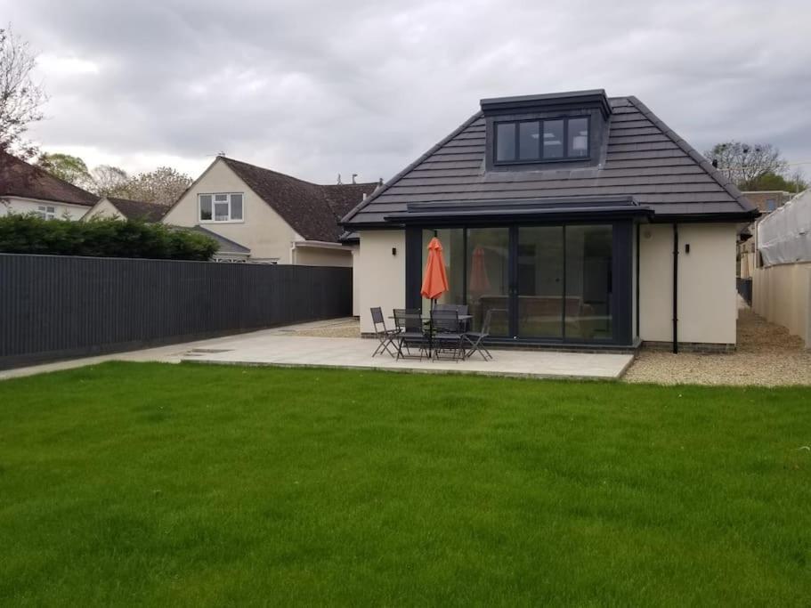 Rosey Lodge -1Bedroom Cousy Flat - Parking, Netflix, Wifi - Close To Blenheim Palace & Oxford - F5 Kidlington Exterior foto